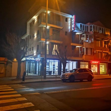 בורגאס Family Hotel Novel City מראה חיצוני תמונה
