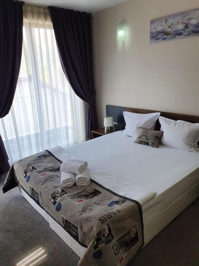 בורגאס Family Hotel Novel City מראה חיצוני תמונה