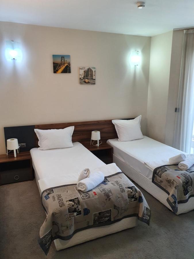 בורגאס Family Hotel Novel City מראה חיצוני תמונה
