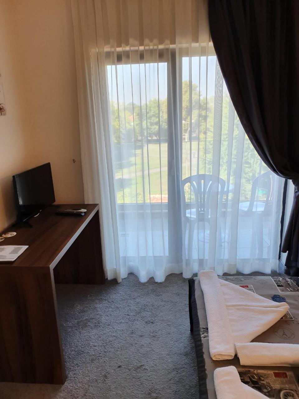 בורגאס Family Hotel Novel City חדר תמונה