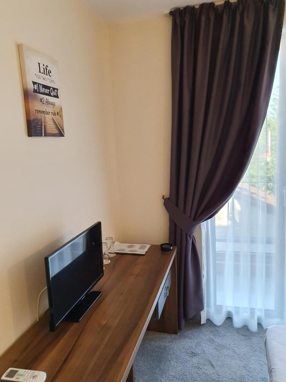 בורגאס Family Hotel Novel City חדר תמונה