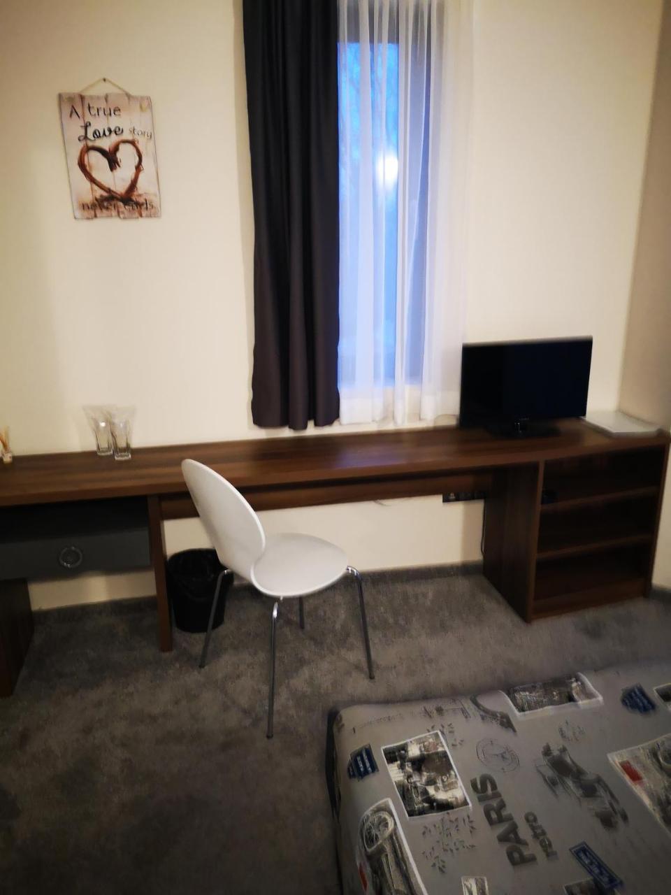 בורגאס Family Hotel Novel City מראה חיצוני תמונה