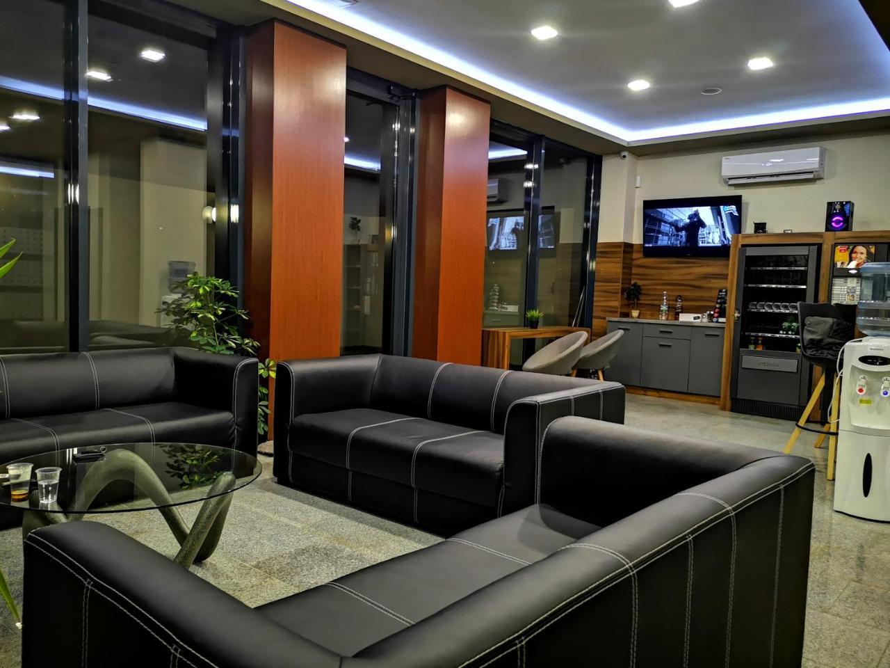 בורגאס Family Hotel Novel City מראה חיצוני תמונה