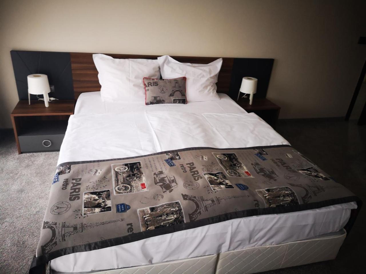 בורגאס Family Hotel Novel City מראה חיצוני תמונה