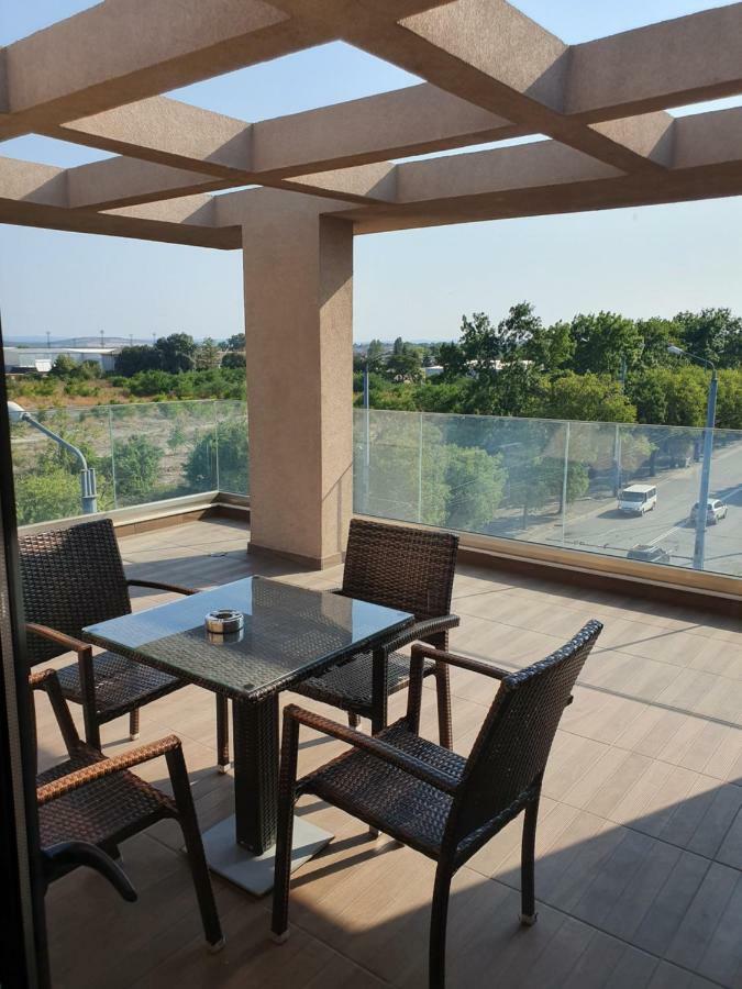 בורגאס Family Hotel Novel City מראה חיצוני תמונה