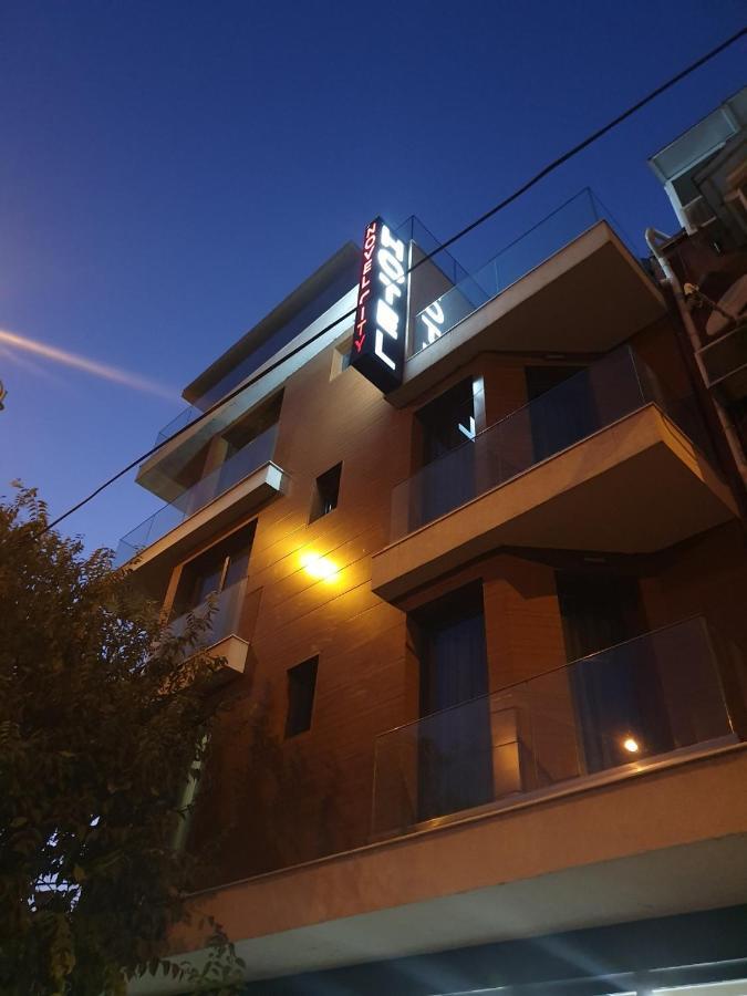 בורגאס Family Hotel Novel City מראה חיצוני תמונה